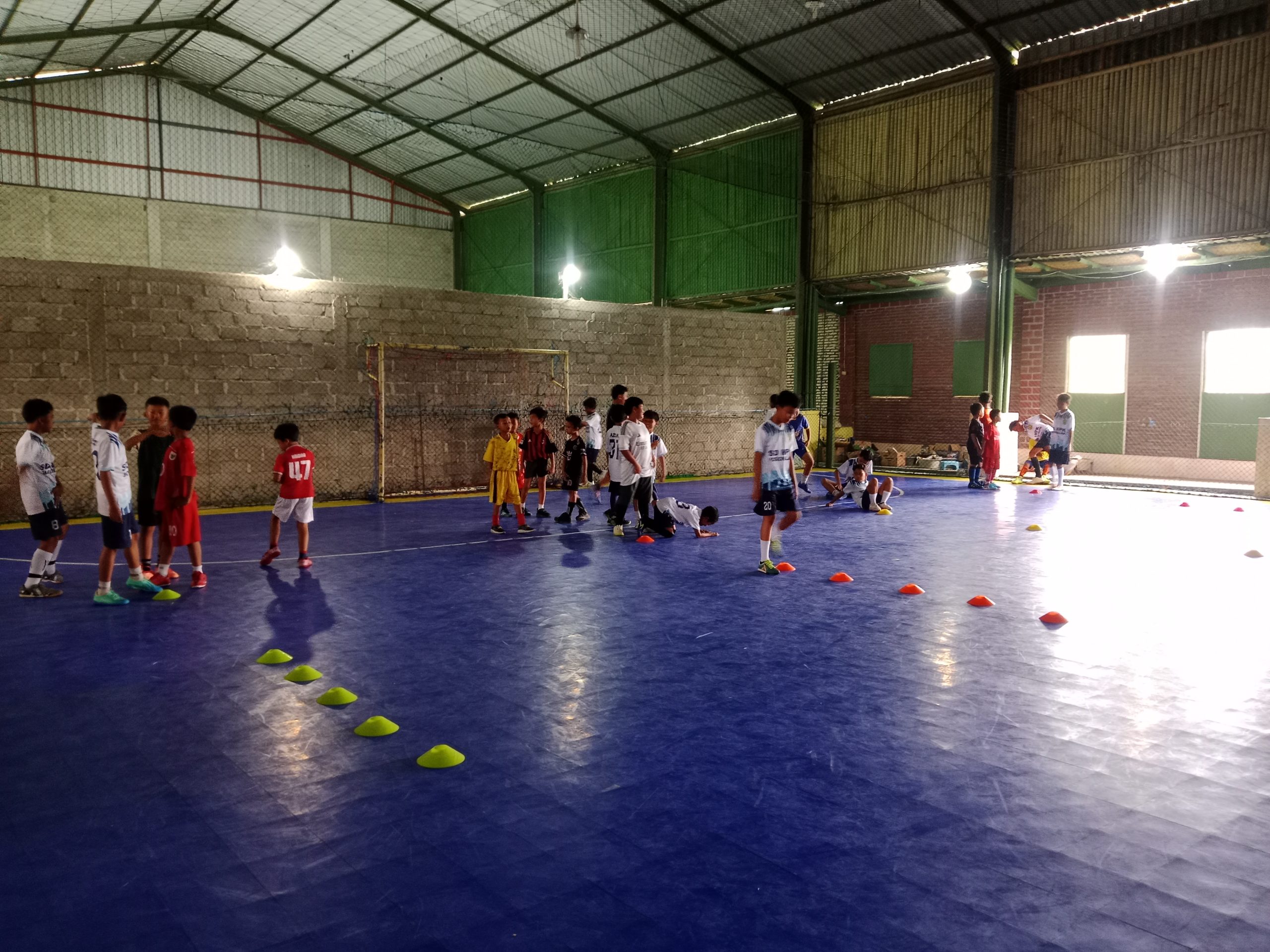 filter: 0; fileterIntensity: 0.0; filterMask: 0; captureOrientation: 0;
brp_mask:0;
brp_del_th:null;
brp_del_sen:null;
delta:null;
module: photo;hw-remosaic: false;touch: (0.22685185, 0.22569445);sceneMode: 2;cct_value: 0;AI_Scene: (-1, -1);aec_lux: 0.0;aec_lux_index: 0;albedo:  ;confidence:  ;motionLevel: -1;weatherinfo: null;temperature: 40;